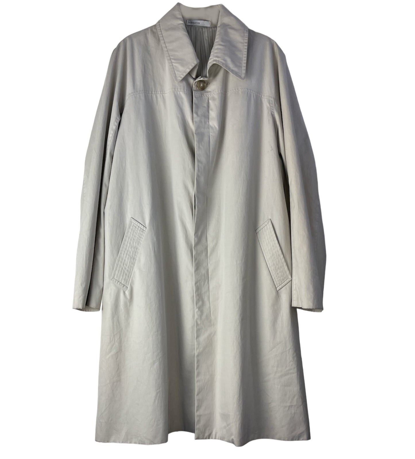 Off white coat with inner lining and double pockets