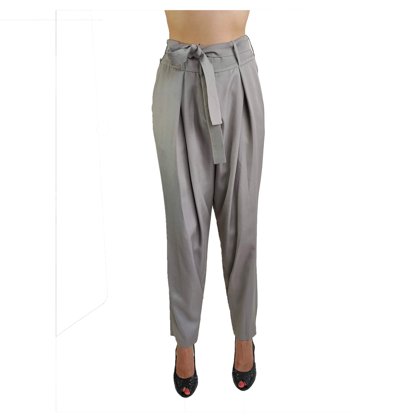 Gray low crotch pant in draping cotton viscose satin, including an optional tie belt
